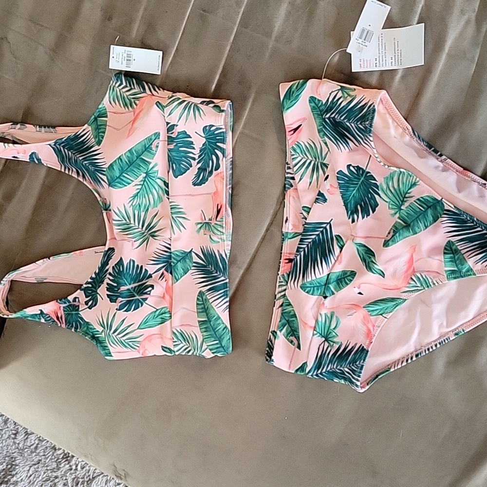 Old Navy M 2 Piece Bikini Swimsuit NWT